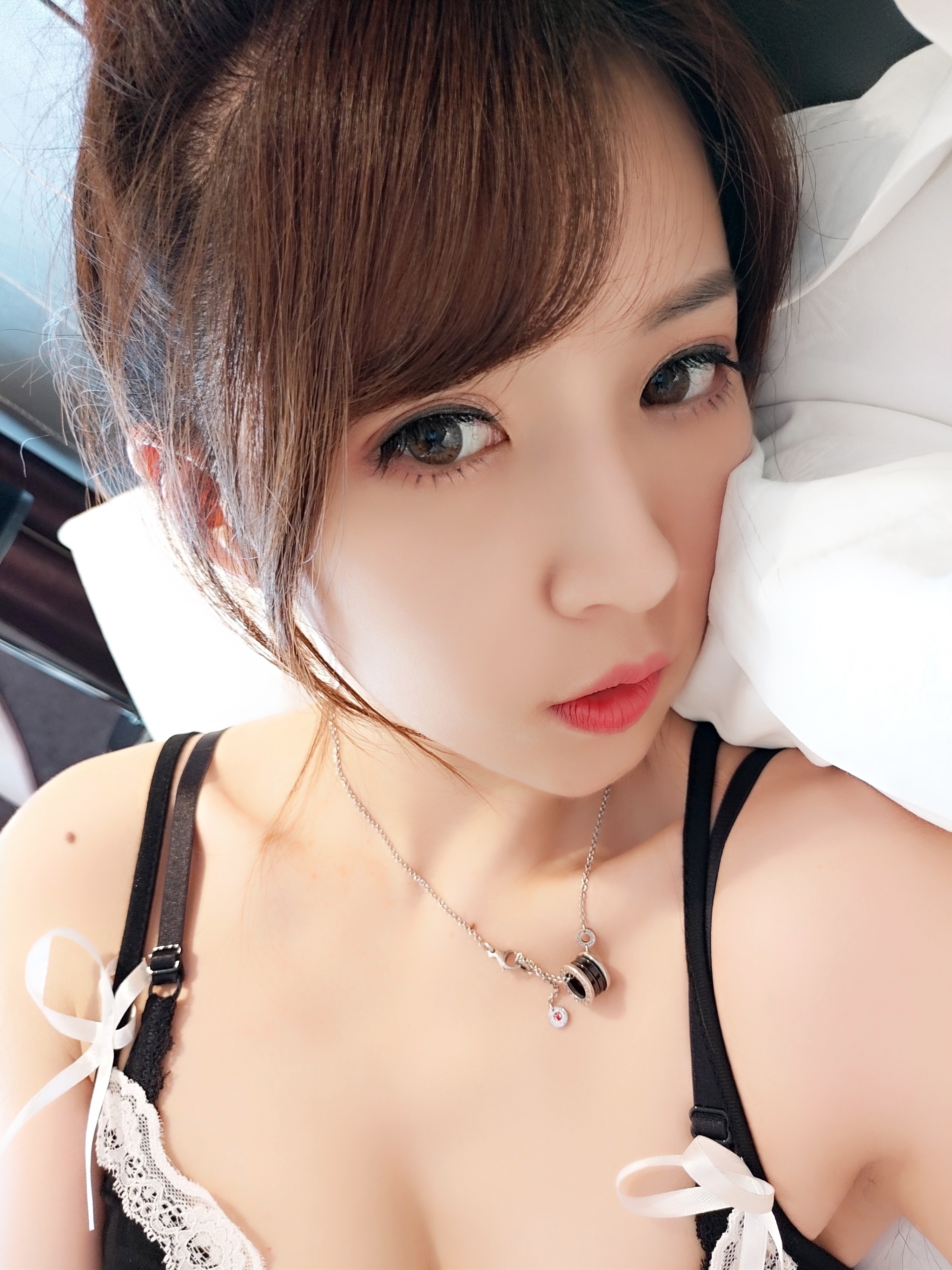 图片[1]-小女巫露娜 – NO.015 小巫女露娜 黑色吊带裙 [36P]-XikXak